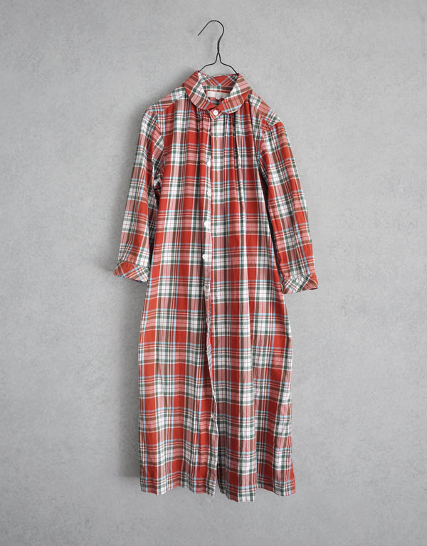 ツイルタータンのシャツワンピース